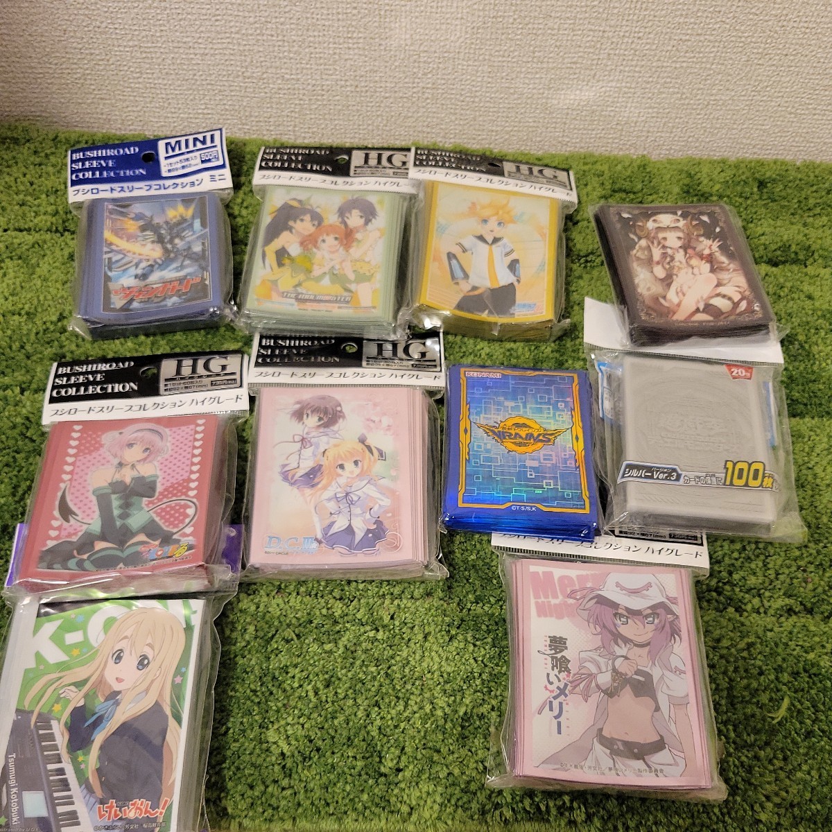 まとめ売り スリーブ カードスリーブ 中古アニメキャラクター 27種類