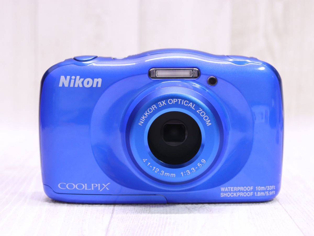 32. NIKON COOLPIX W100・ブルー ・ 2.7型・約1317万画素・光学3倍