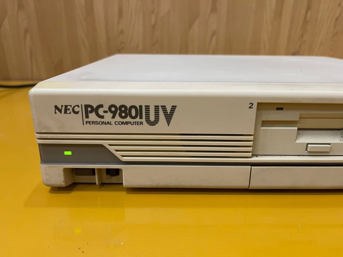 ☆ NEC PC-9801 DX/U5 UV パーソナルコンピューター キーボード付き