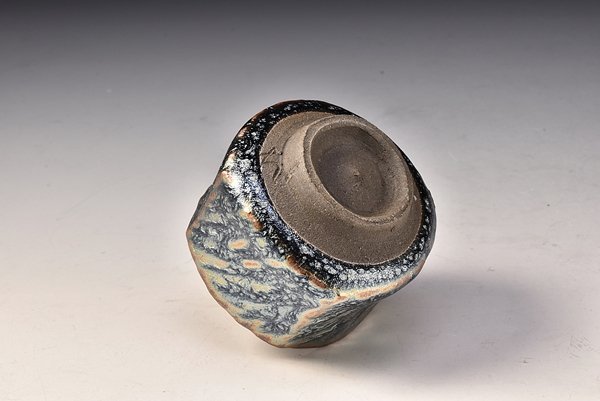 SP4074 橋本大輔 個人作 彫銘 鉄釉 窯変 天目 盃 ぐい呑 杯 酒盃