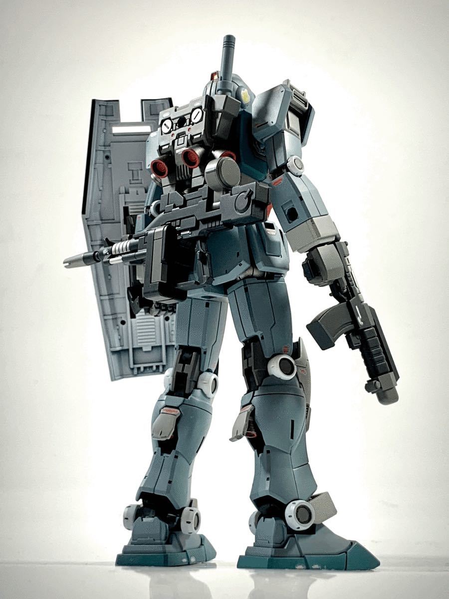 プレミアムバンダイ限定 hg ジム スレッガー搭乗機 全塗装完成品 1⁄144