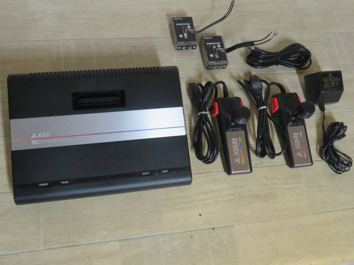 美品! 貴重 ATARI 7800 ProSystem ゲーム機 コントローラー/純正ACアダプター付き 追加画像有り 