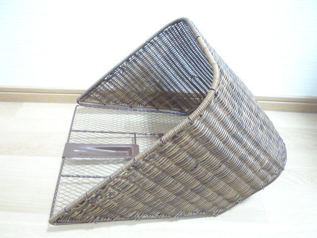 ホンダジョルノ　AF77　ヤマハ純正籐風フロントバスケット＋ホンダ純正アタッチメント　新品　籐風フロントバスケット　前かご