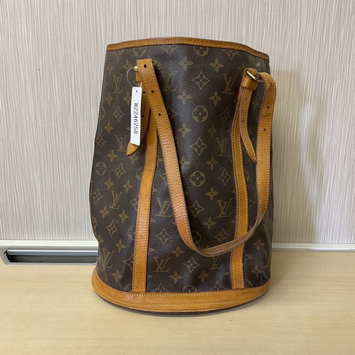 IH5-80 LOUIS VUITTON ルイヴィトン　バケットGM ショルダーバッグ　ハンドバッグ　モノグラム　ジャンク