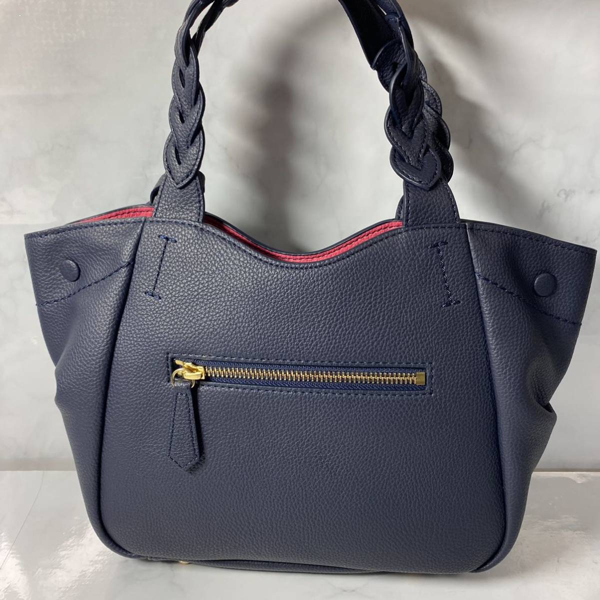 【送料無料】未使用 Samantha Thavasa サマンサタバサ　バンドバッグ　ショルダー付　本革　ネイビー 未使用✨Samantha Thavasa✨ ハンドバッグ ショルダーバッグ 中古