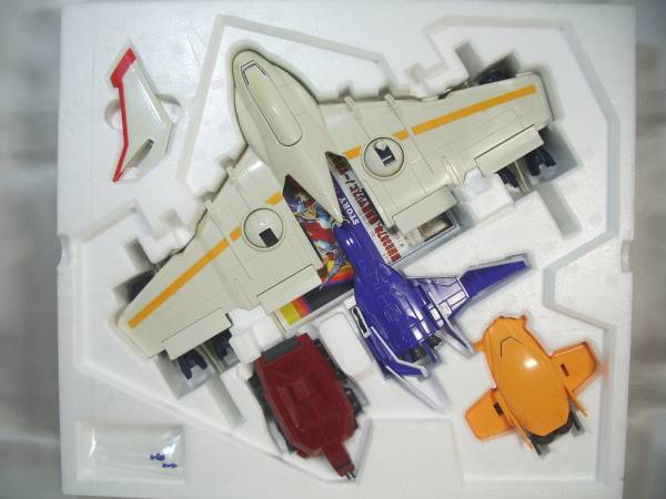 セガ 赤い光弾 ジリオン ビッグポーター ロボットヒーロー 売買されたオークション情報 Yahooの商品情報をアーカイブ公開 オークファン Aucfan Com