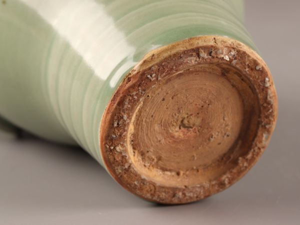 中国古玩 唐物 明代 龍泉窯 天龍寺青磁 不遊環 双耳 花瓶