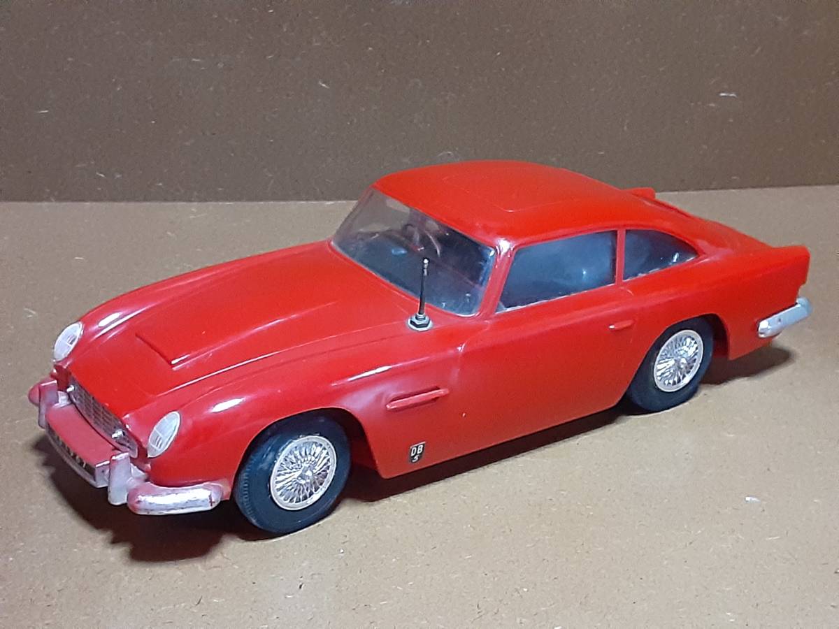 HOT，定番 60年代当時物 アストンマーティンDB5 電動モデルカー約30㎝本体のみジャンク日本製 検索ボンドカー/007/ミニカー(ビンテージ)｜売買されたオークション情報、yahooの商品情報をアーカイブ公開 その他