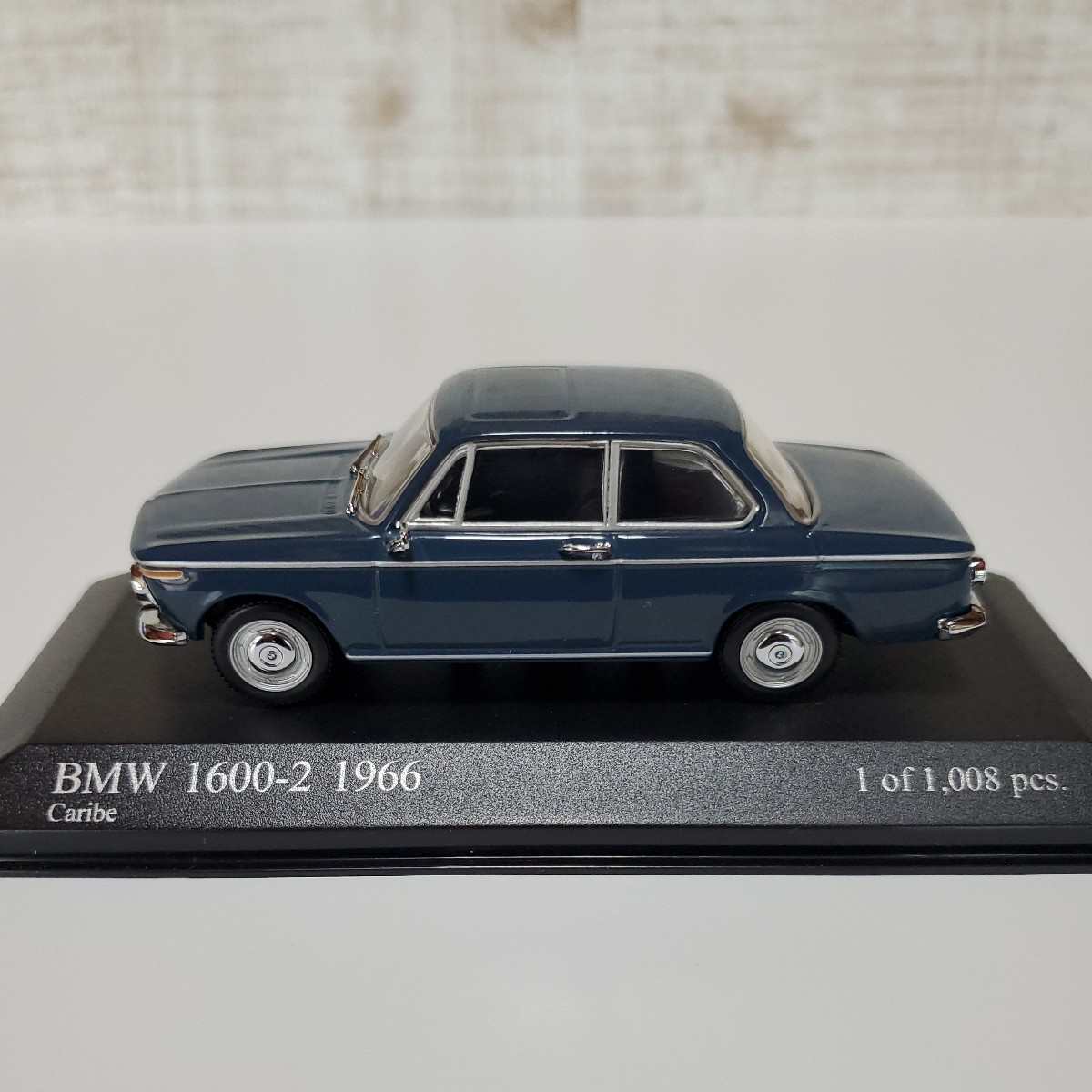 1/43 ミニチャンプス MINICHAMPS ミニカー/BMW 1600-2 1966 Caribe/ビーエムダブリュー 02シリーズ ブルー
