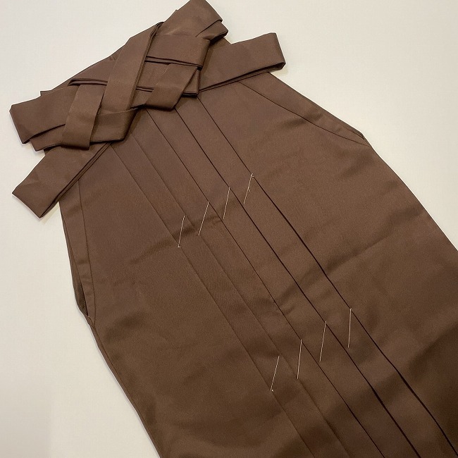 ★未使用　美品　女の子　袴　茶色　卒業式 ★r762