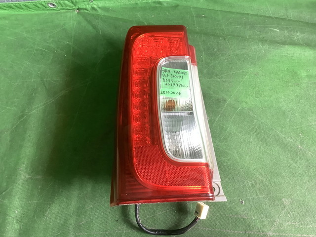 MIT 23062606 DBA-LA600S タント (2014) 左テール 203479km 点灯確認済 KOIIO 220-51391