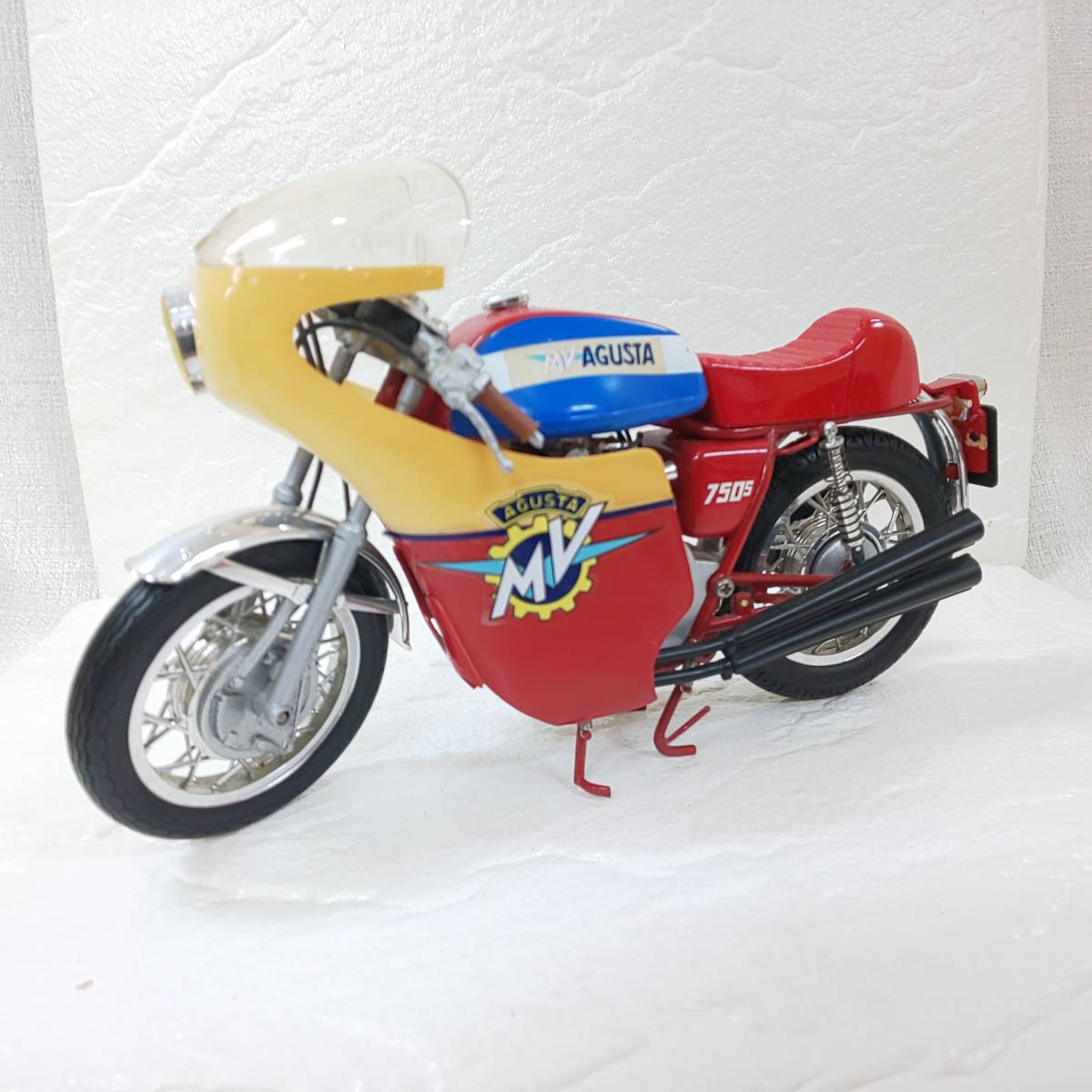 ◎MVアグスタ◎1/12スケール MV AGUSTA 750 S F1 ミニカー オートバイ