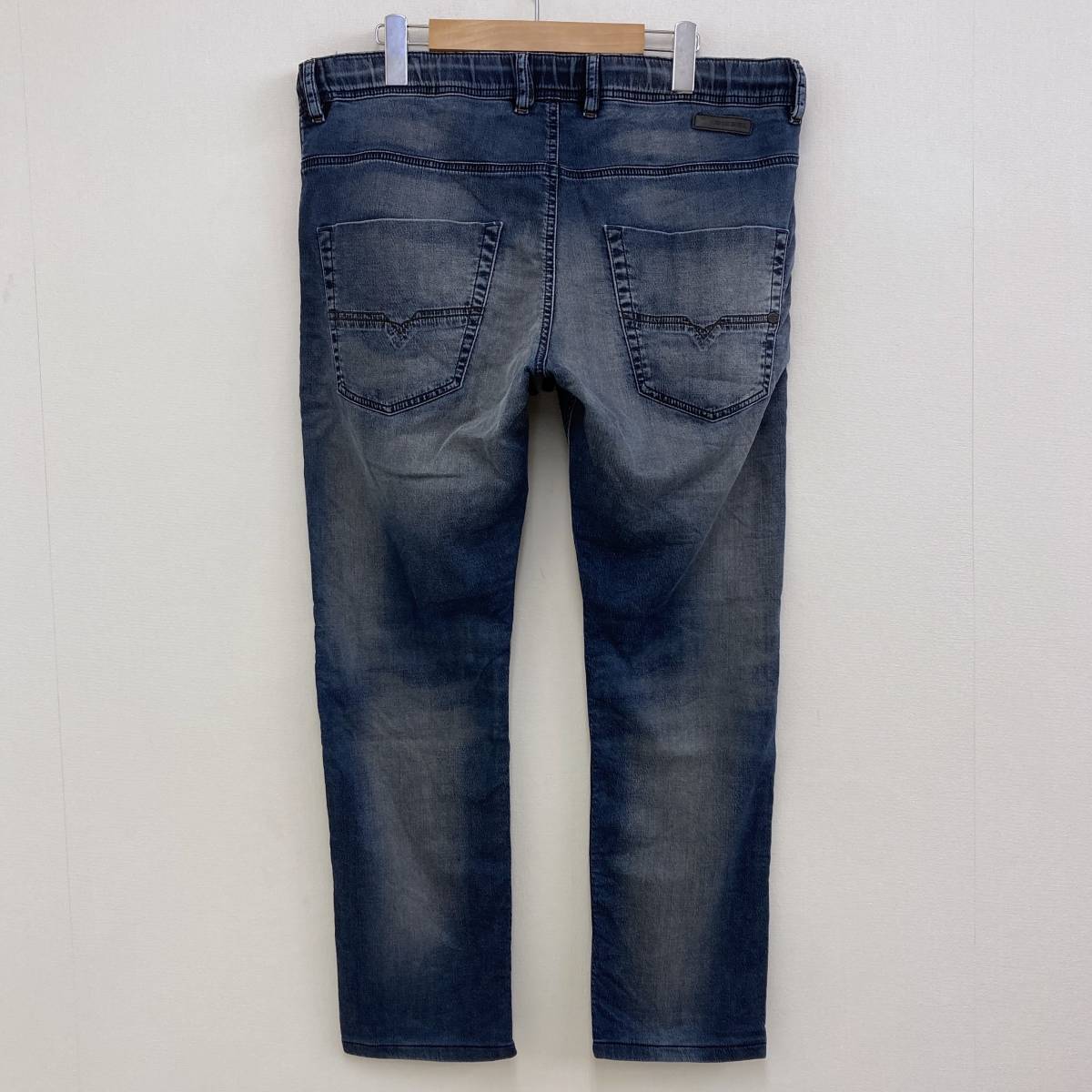 Jeans | Diesel Tapered KROOLEY-E-NE Coloured Man: Regular 0 D