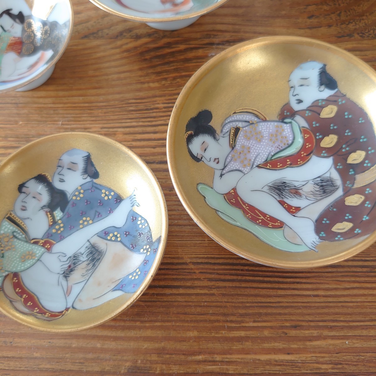 九谷焼 春画 酒器 色絵 盃 浮世絵 酒器セット(酒器)｜売買された 