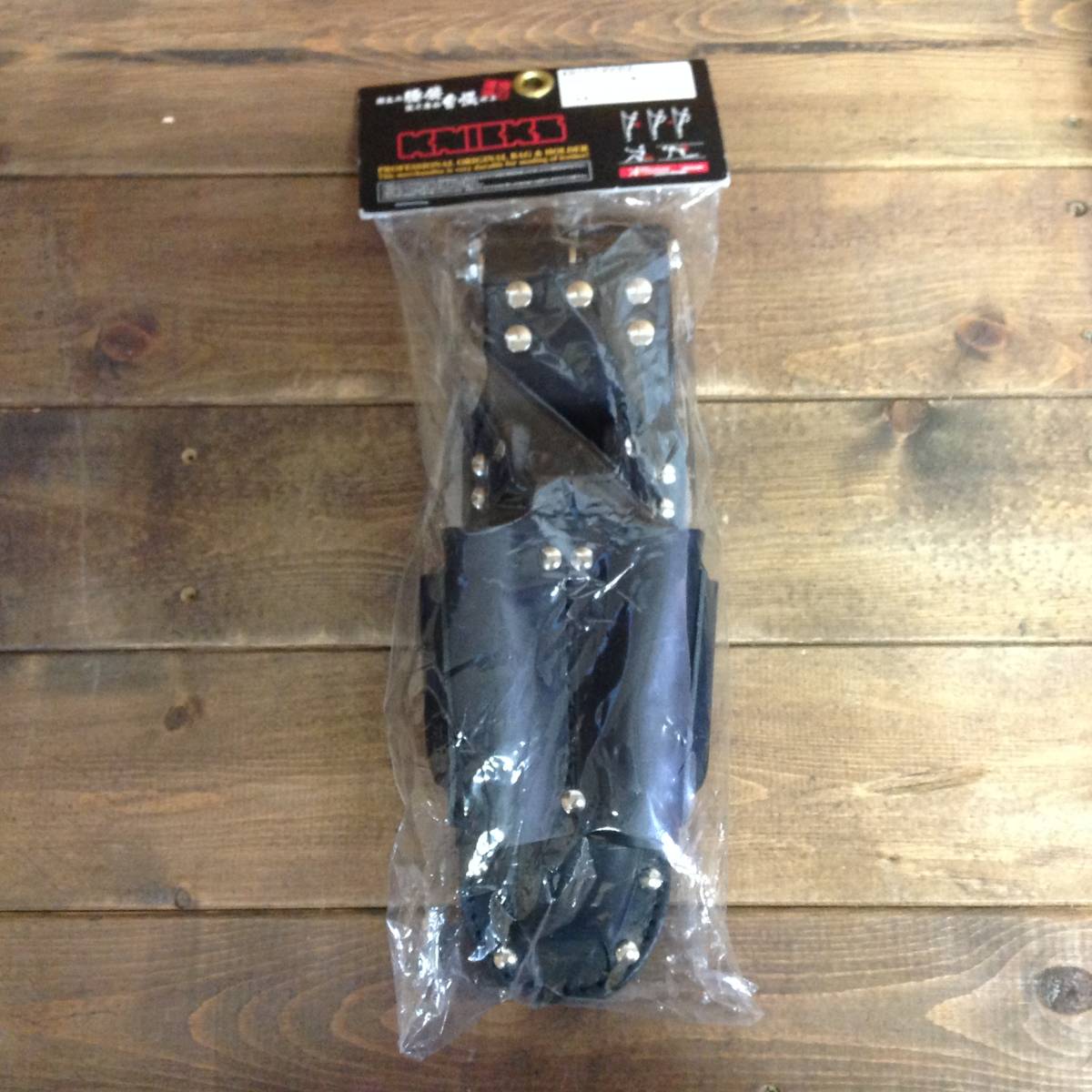 【AH-01372】新品未開封品 KNICKS ニックス チェーンタイプ折畳式3P充電ドライバーホルダー KB-103JOCDX ブラック