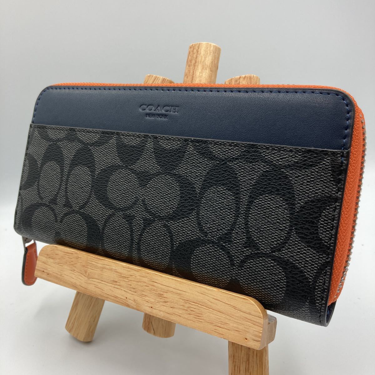 ▽▽COACH COACH コーチ 長財布 ラウンドファスナー シグネチャー 