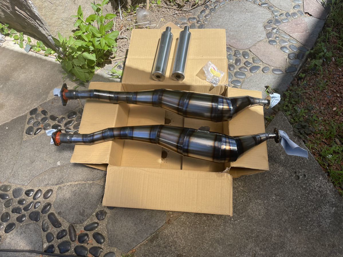 ヤマハ R1－Z用社外チャンバー TZR・TDR・RZ・TZ・DT