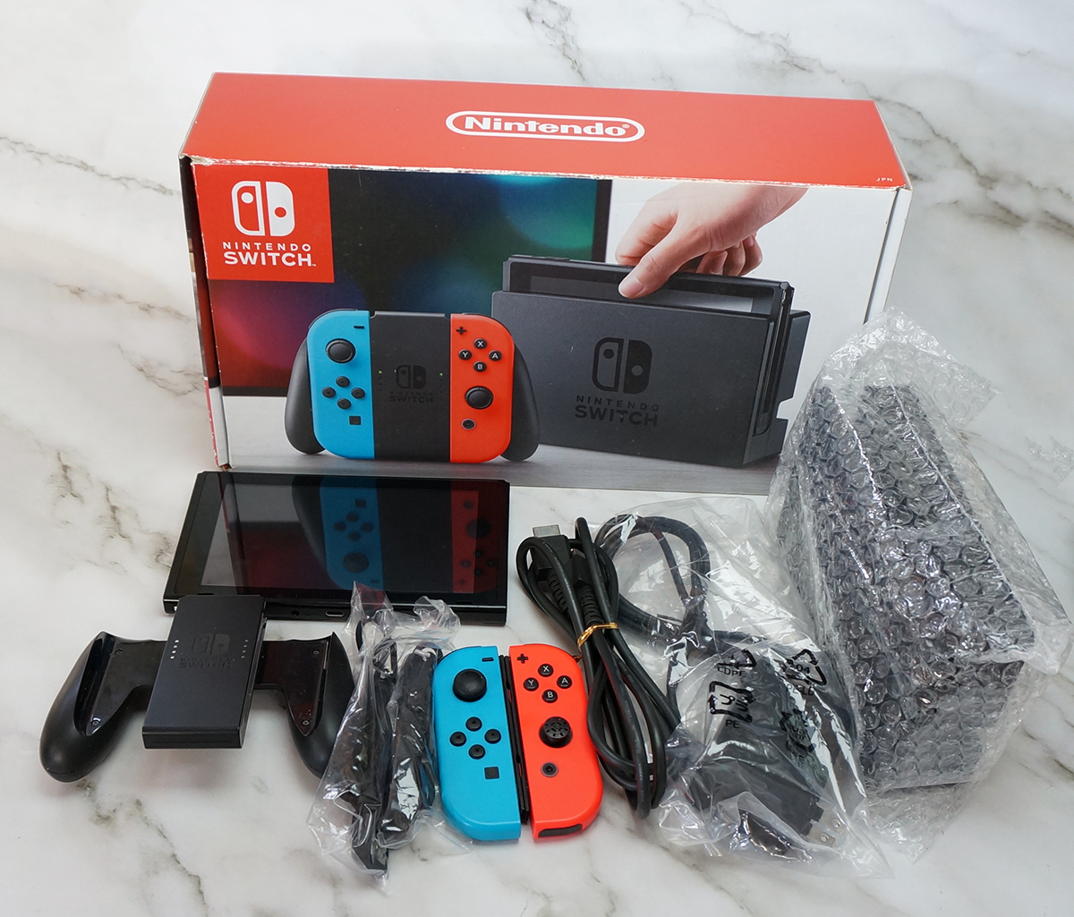 ニンテンドースイッチ 本体 HAC-001 Joy-Con ネオンブルー/ネオン ニンテンドースイッチ 本体 HAC-001 Joy-Con ネオンブルー/ネオン