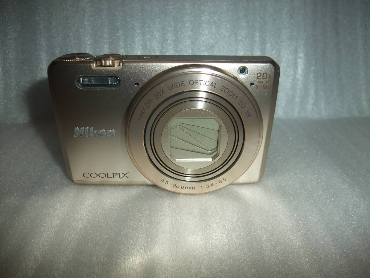 nikon coolpix S7000