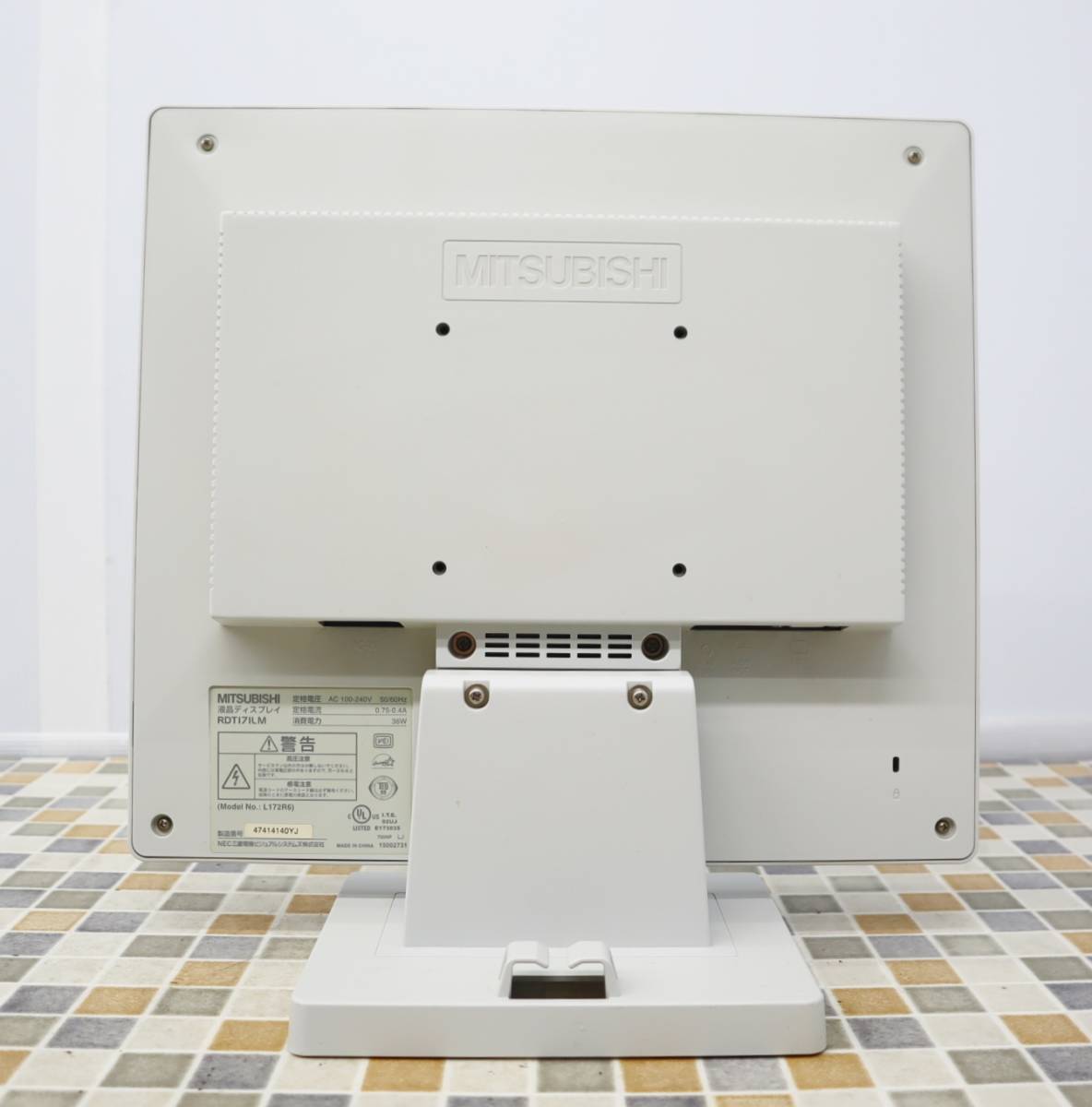 △17インチ 15kHz 表示OK｜液晶モニター PC用ディスプレイ｜MITSUBISHI
