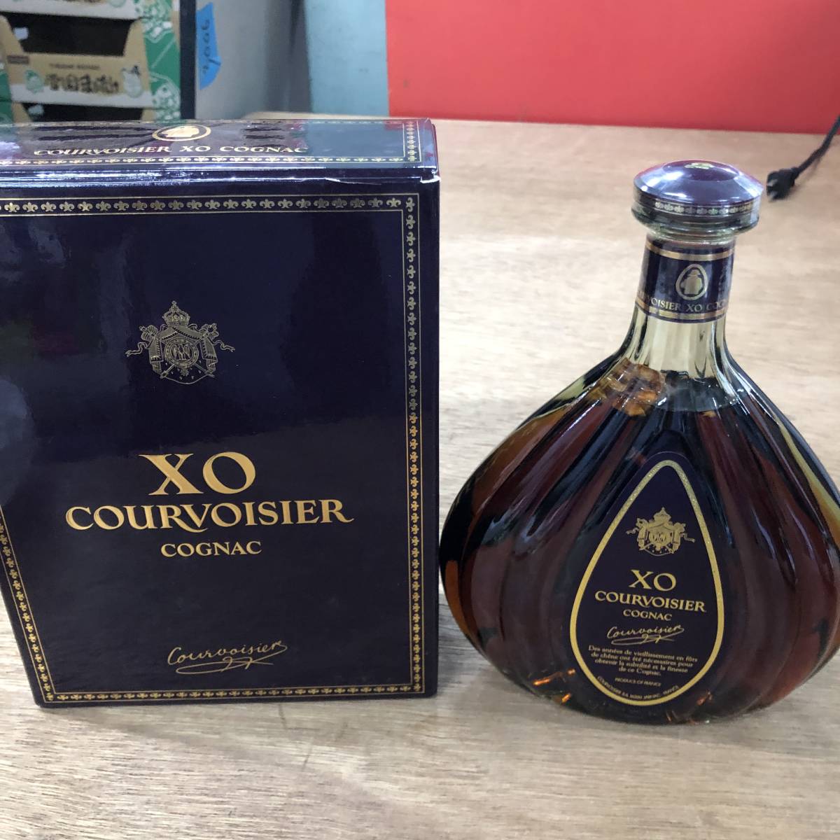 未開封】COURVOISIER XO クルボアジェXO 700ml 箱付き