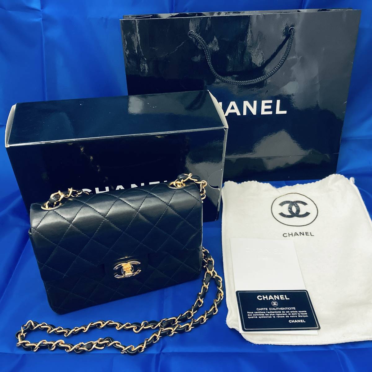 CHANEL シャネル ミニマトラッセ ショルダーバッグ ブラック A01115