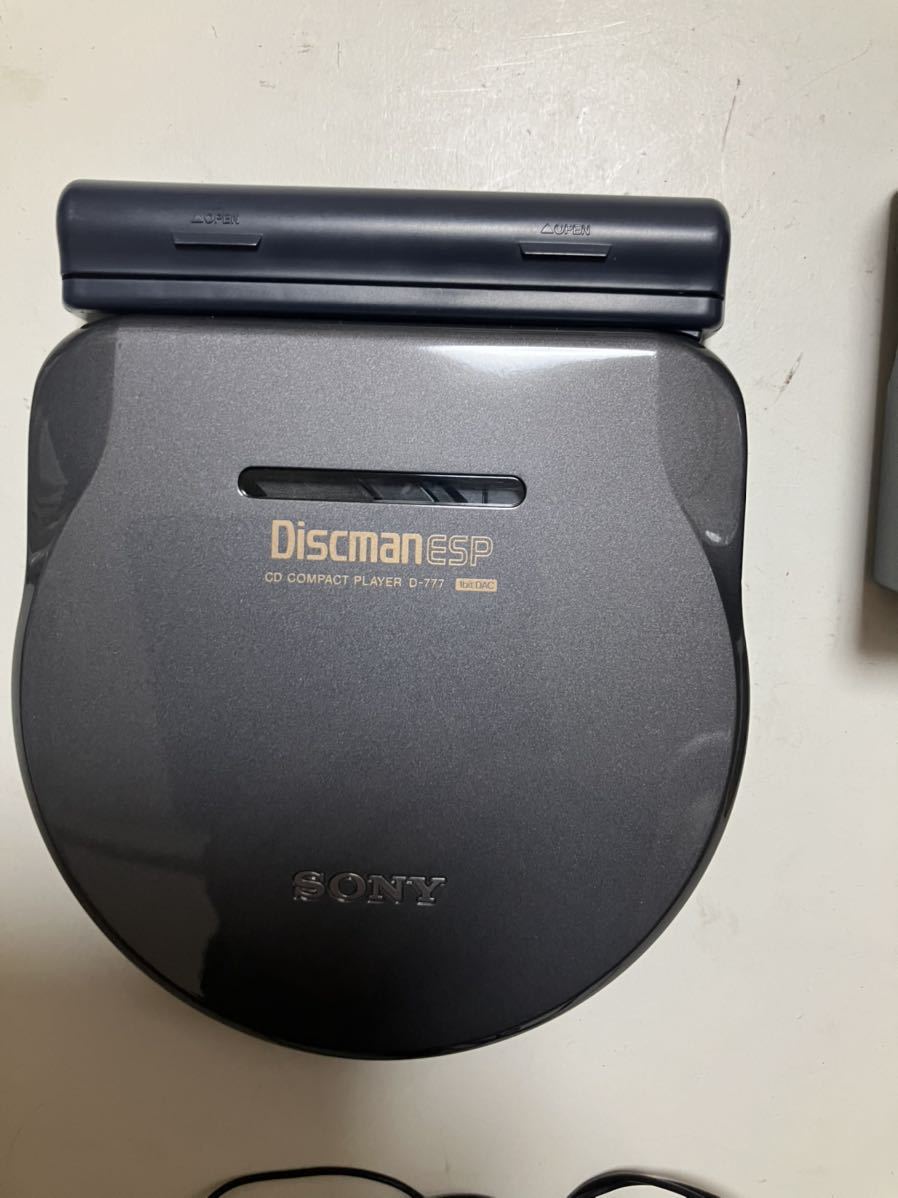 ソニー ポータブルCDプレーヤー 乾電池ボックス付き D-NE10 シルバー