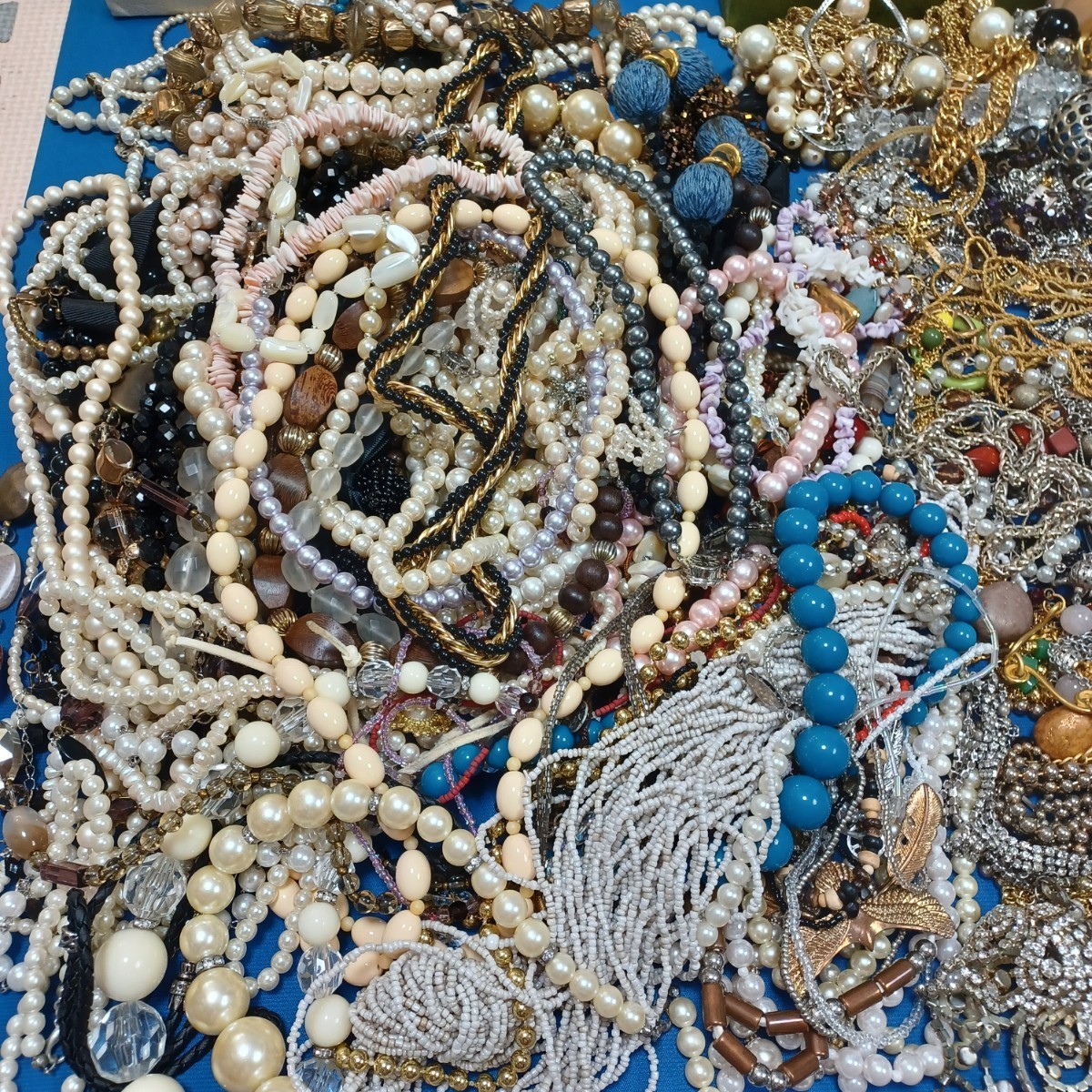 ◇アクセサリー 大量 まとめて◇総重量約11.4kg箱含む◇ネックレス 