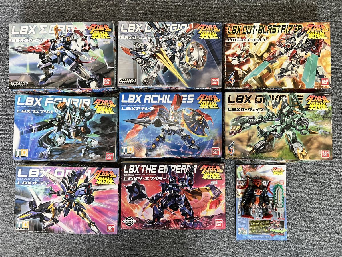 送料サービス】バンダイ ダンボール戦機 ジャンク パチ組品 LBX 9体