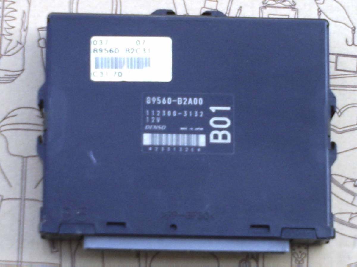 エッセ ECU 89560-B2A00 ダイハツ L235Sエッセエンジンコンピューター