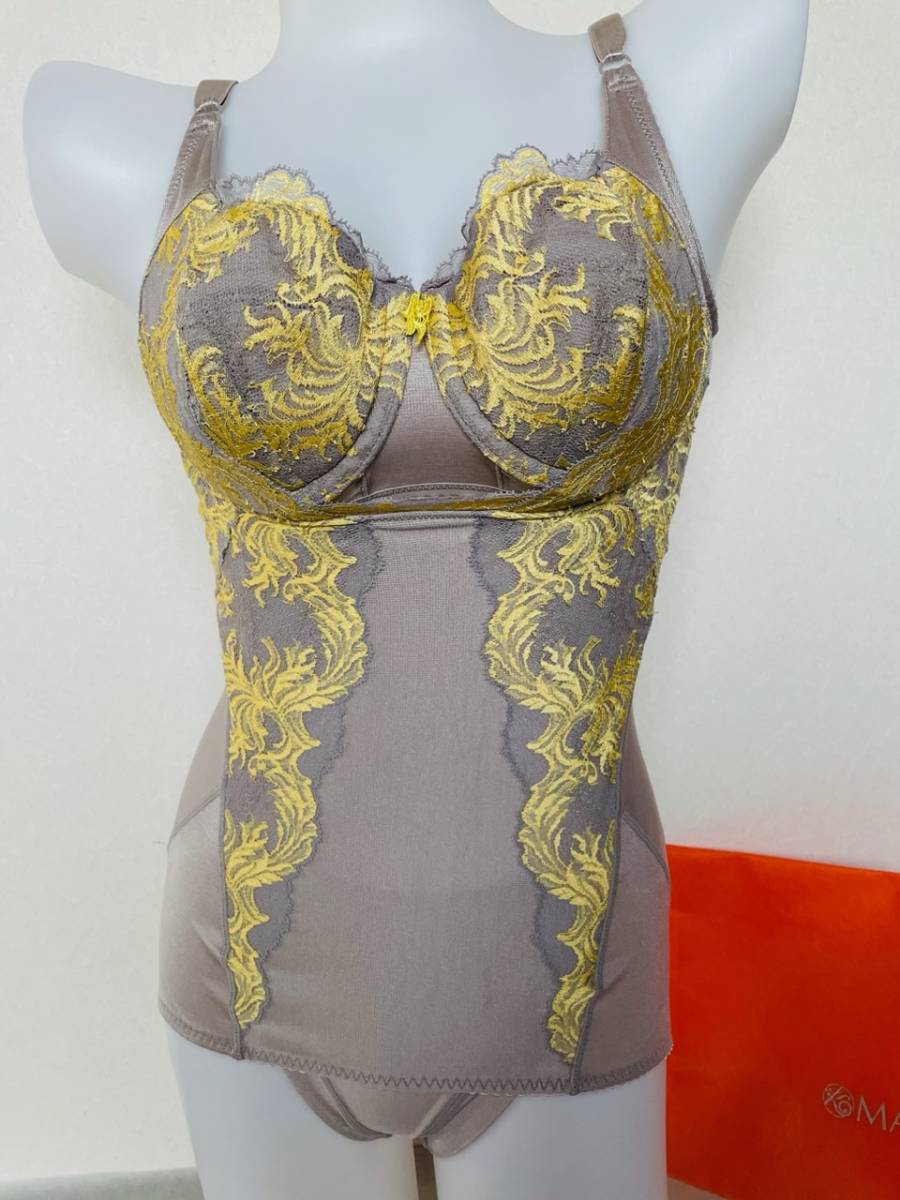 美品 マルコ MARUKO カーヴィシャス ボディスーツ C75L グレージュ 限定 大きいサイズ 補正下着 ホームクリーニング済み