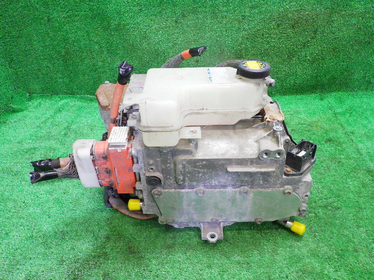 トヨタ エスティマ AHR20 ハイブリッドインバーター HV G92A0-28011