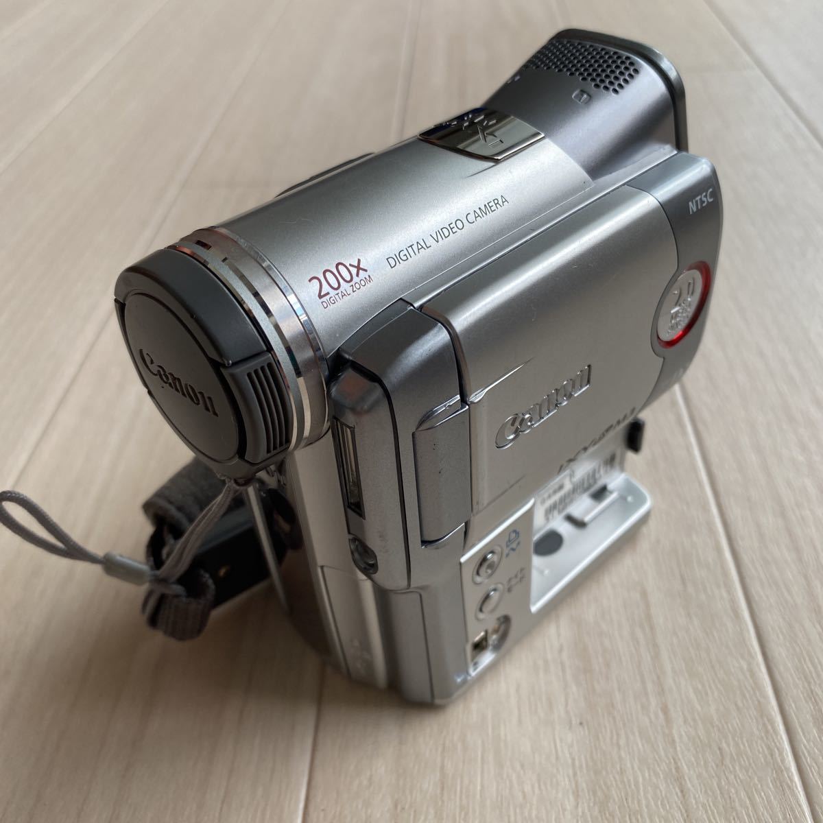 カメラ Canon miniDVビデオカメラ IXYdv M3 ①