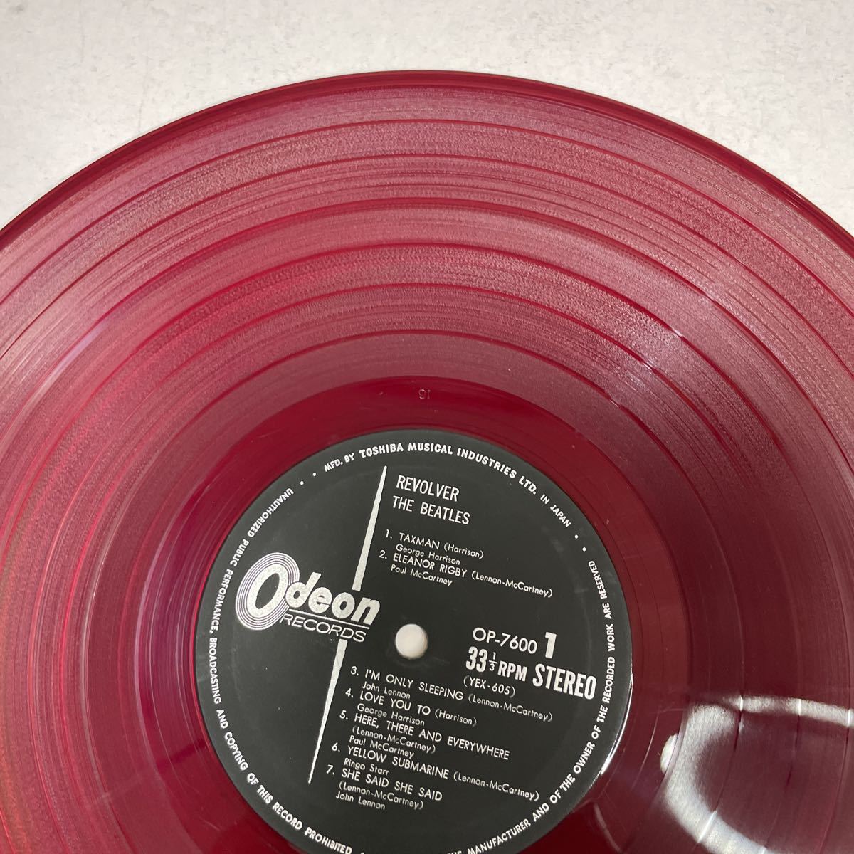 ビートルズ リボルバー THE BEATLES 赤盤 帯付き レコード(Beatles