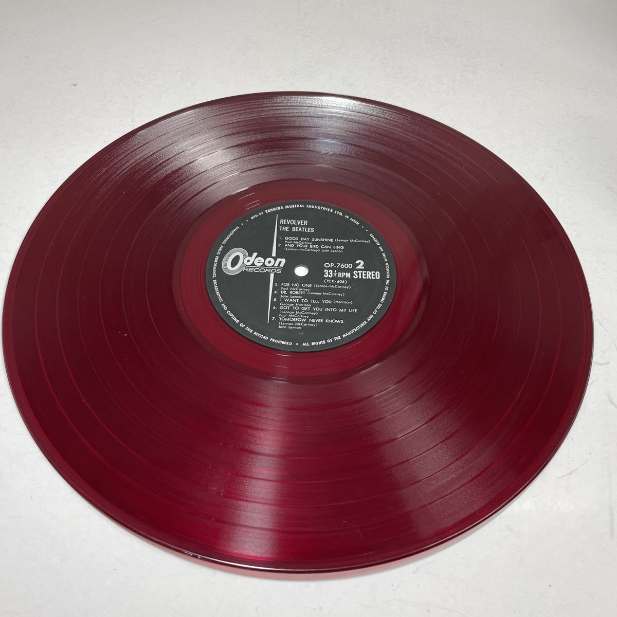 ビートルズ リボルバー THE BEATLES 赤盤 帯付き レコード(Beatles