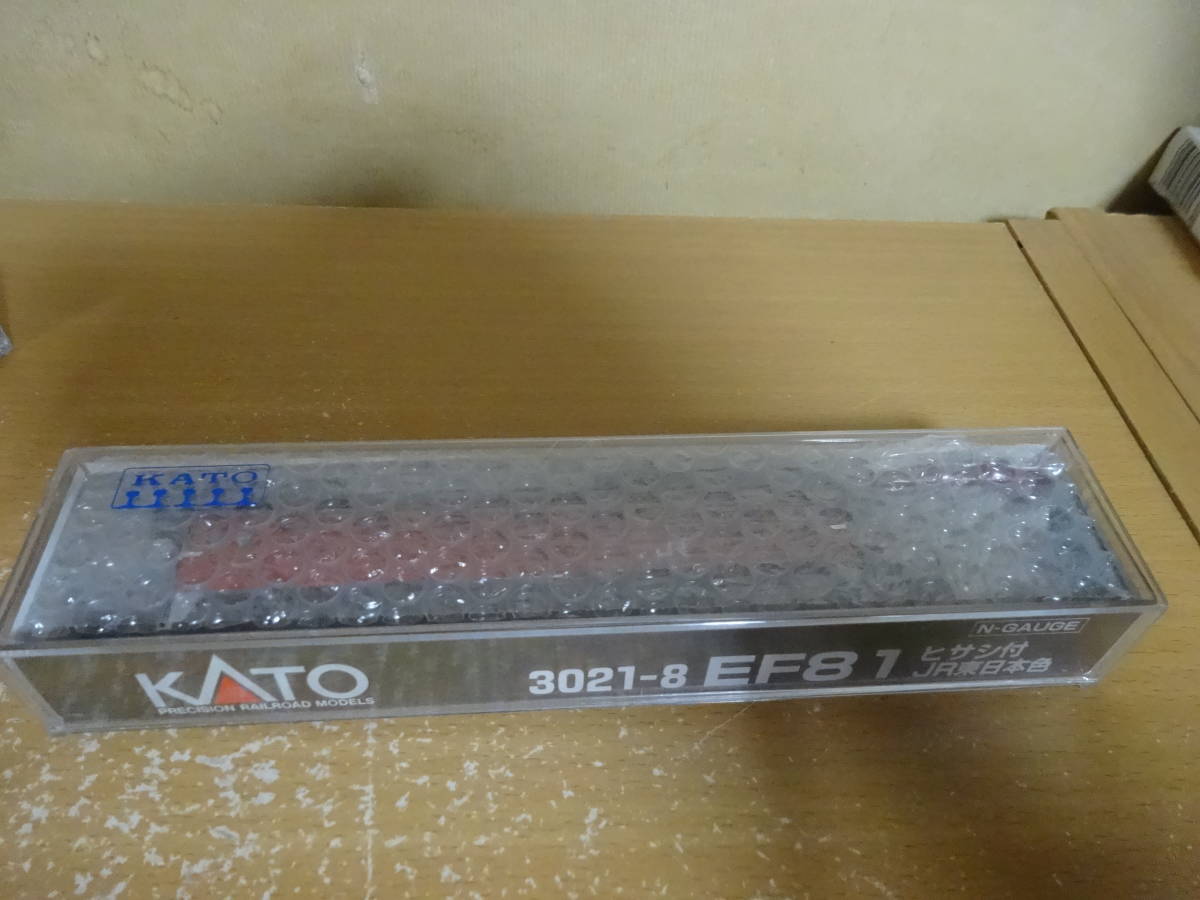 KATO　3021-8　EF81　JR東日本色　ひさし付き