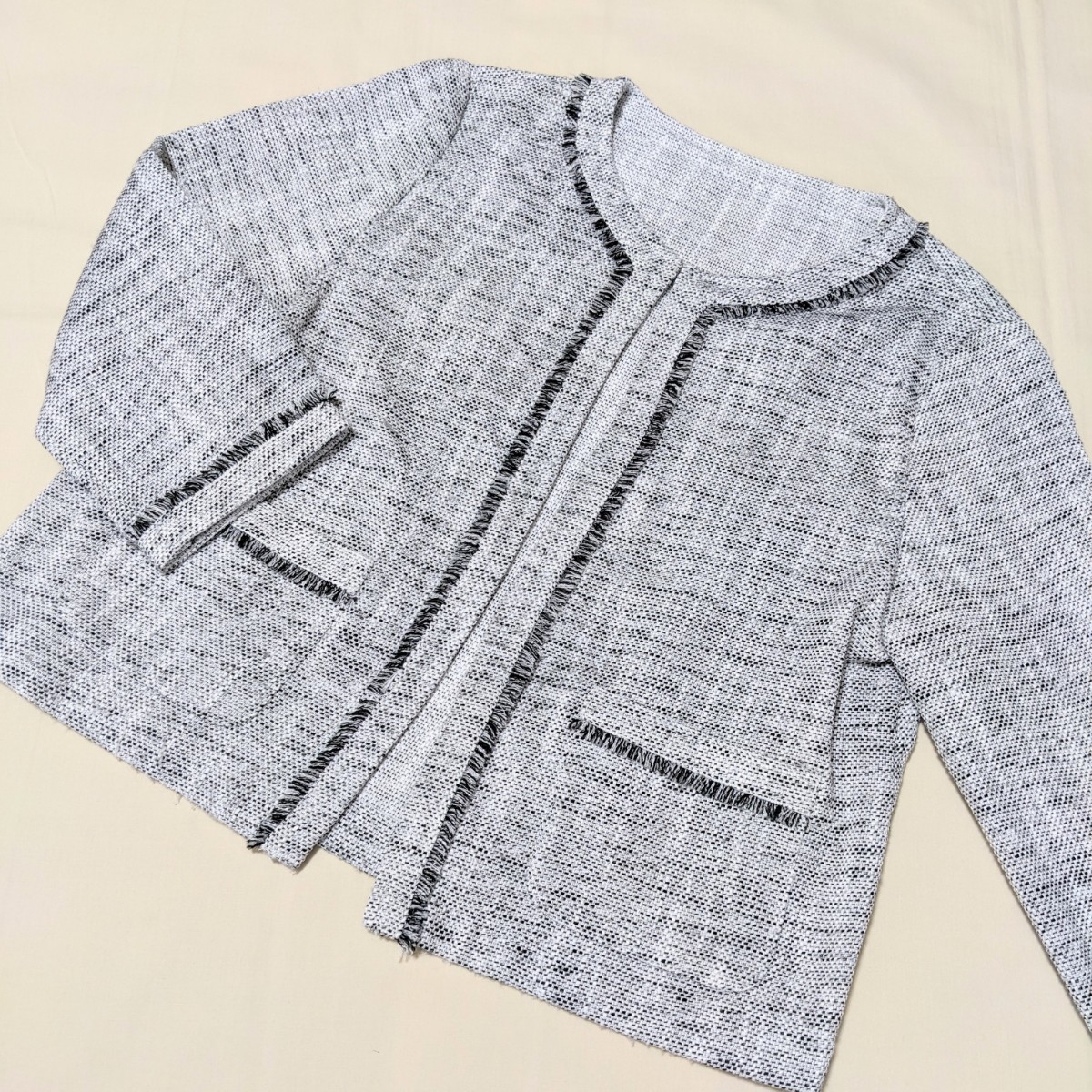 +FU35 レディース フォーマル L 七分袖 ノーカラー ジャケット 黒 グレー 薄手 ツイード 春夏 セレモニー ビジネス(ジャケット ...