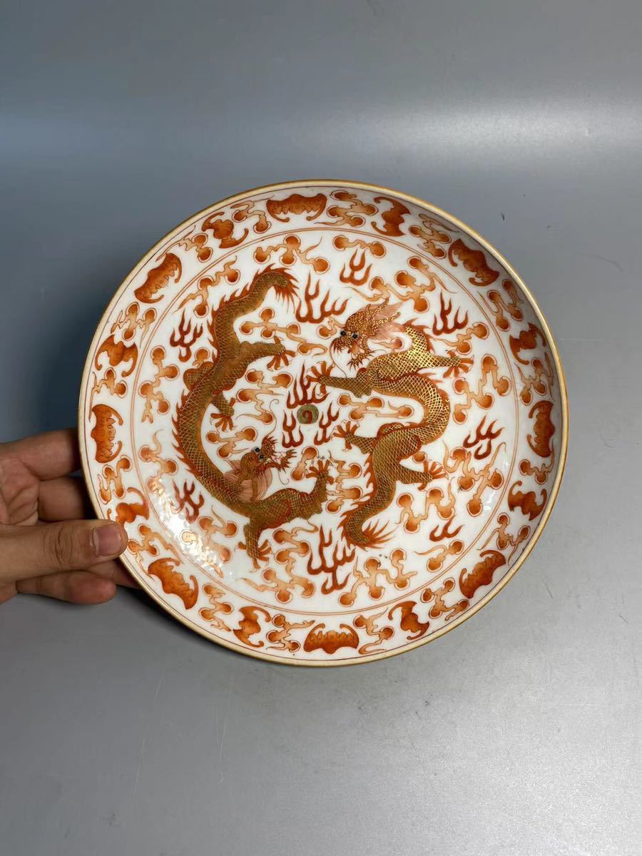 大鉢■太明成化年製銘 のぞき赤龍紋 人物 唐草 古玩 唐物 時代物 骨董品■ 大鉢□太明成化年製銘 のぞき赤龍紋 人物 唐草 古玩