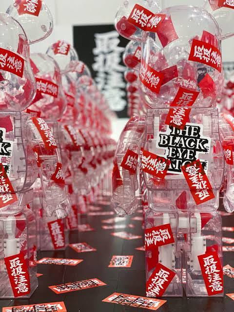 超希少】400% BE@RBRICK Black eye Patch 【公式通販】