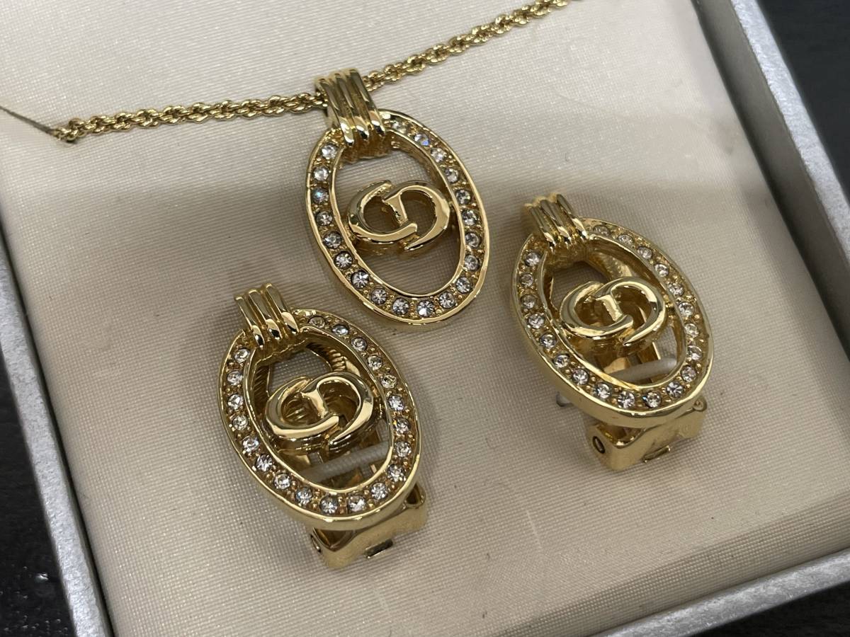 クリスチャンディオールChristian Dior CDロゴラインストーン