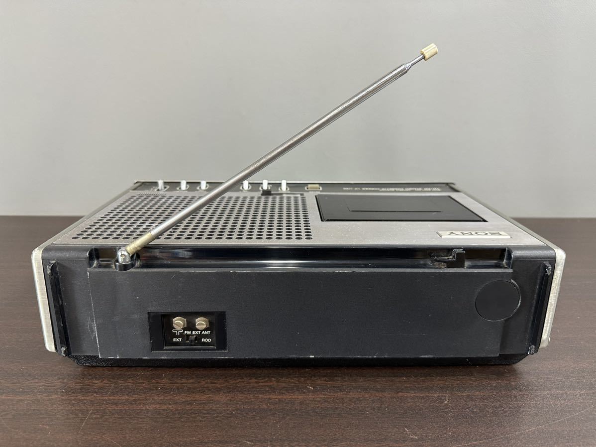 驚きの破格値，爆買い SONY ソニー CF-2700 ラジオカセットレコーダー