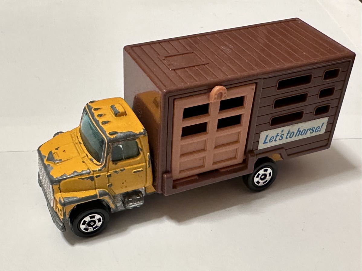 トミカ 日本製 フォードトラック 馬運車 青箱(乗用車)｜売買された 