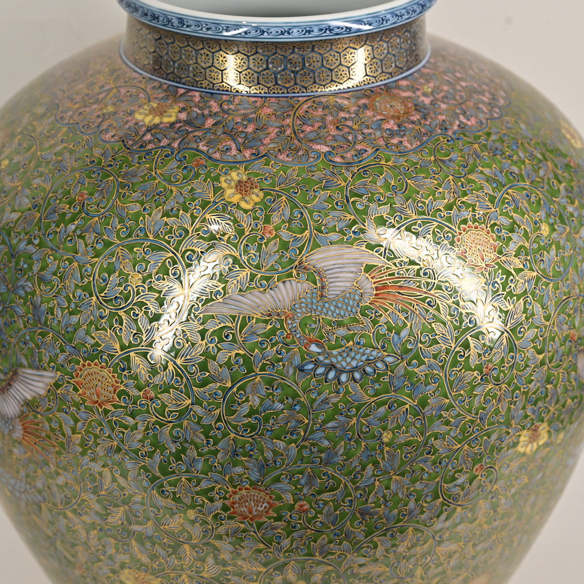 葉山有樹 金彩緑鳳凰唐草文壷 真作保証(色絵)｜売買されたオークション