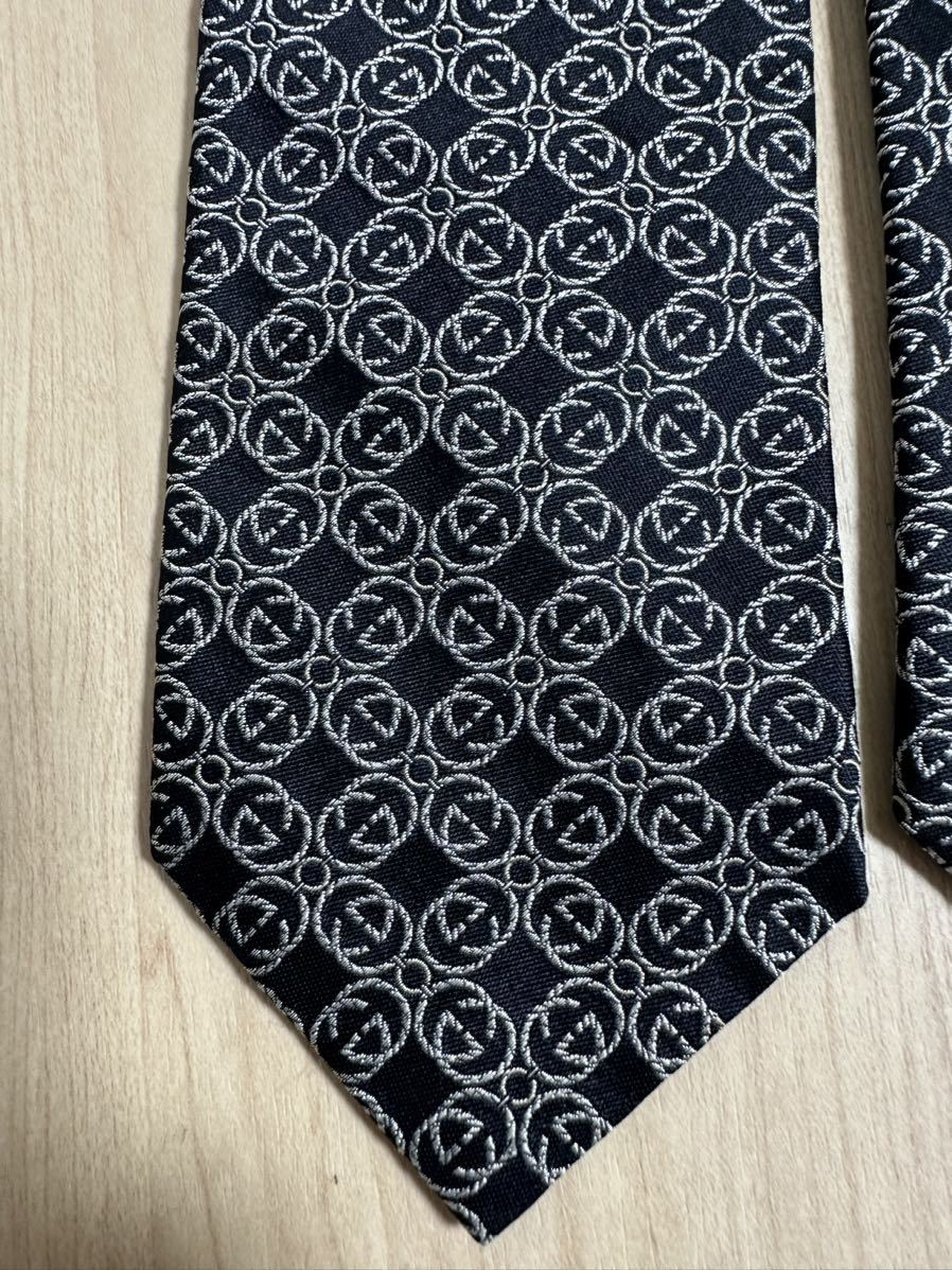 GUCCI シルクネクタイ GGロゴ グッチ ネクタイ GUCCI シルク100％ GG