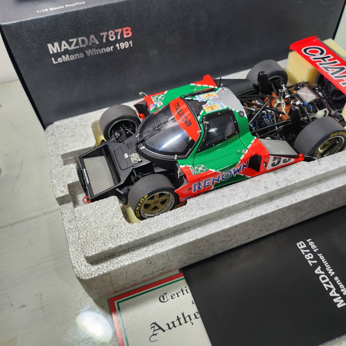 AUTOart オートアート MAZDA 787B 1/18 ルマン 優勝車 レプリカ1991
