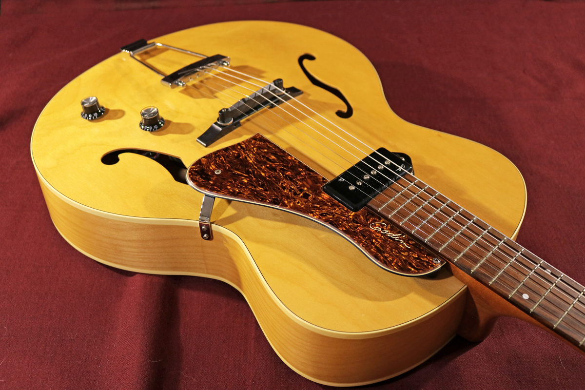 Godin】5th Avenue Kingpin P90 Natural（Godin Kingpin P90搭載  