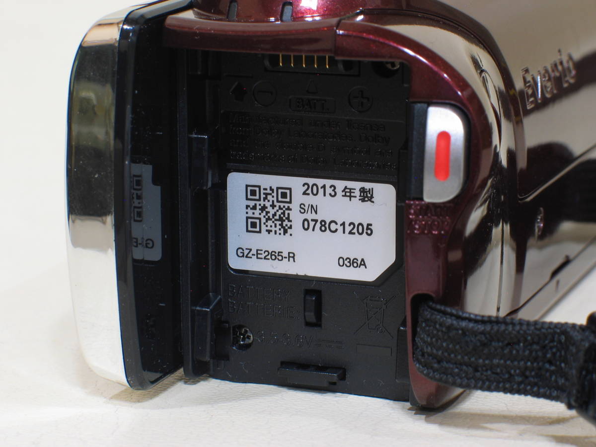 即決！　JVC　Everio GZ-E265　ルージュレッド　付属品付　#078C1205　 JVC Everio GZ-E265-R 手軽に高画質撮影が楽しめる軽量・コンパクトボディハイビジョン 価格比較 メルカリ