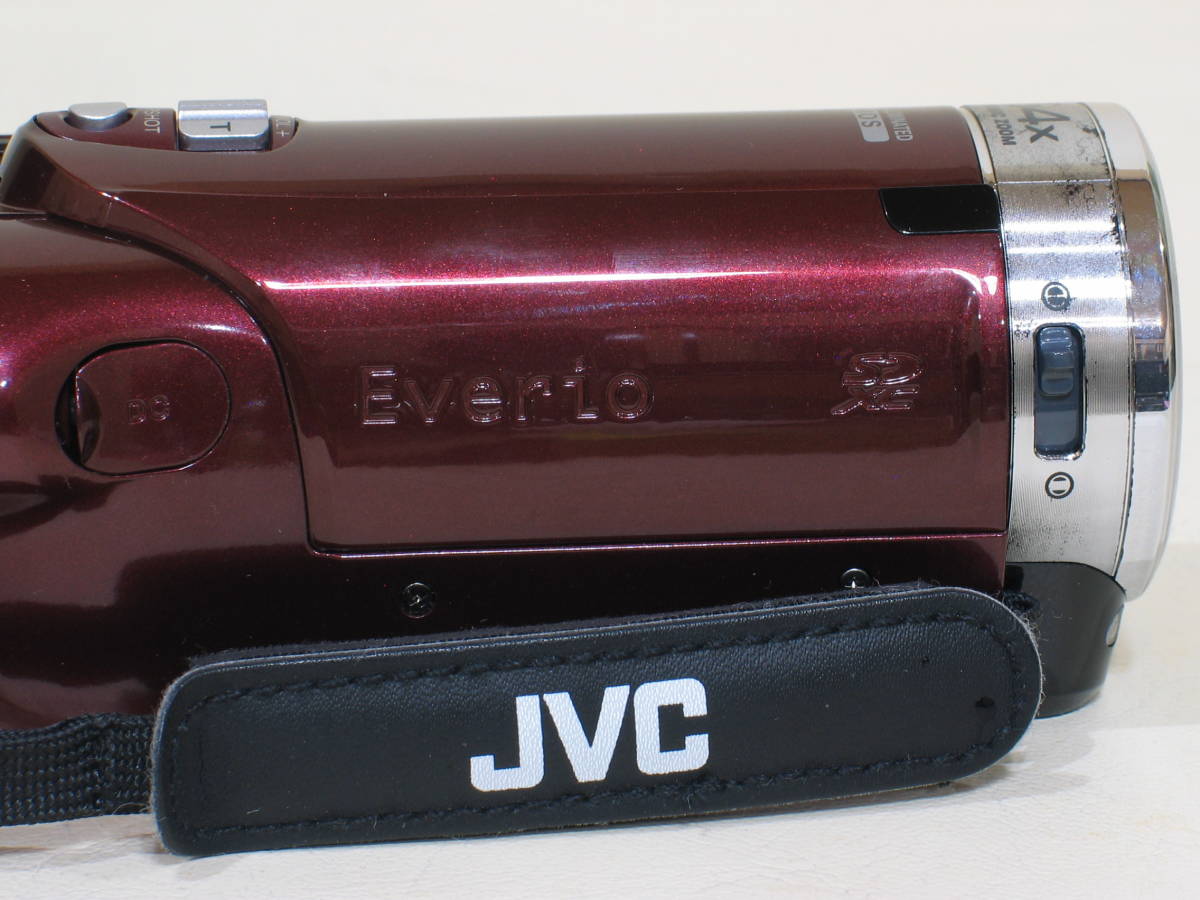 即決！　JVC　Everio GZ-E265　ルージュレッド　付属品付　#078C1205　 JVC Everio GZ-E265-R 手軽に高画質撮影が楽しめる軽量・コンパクトボディハイビジョン 価格比較 メルカリ