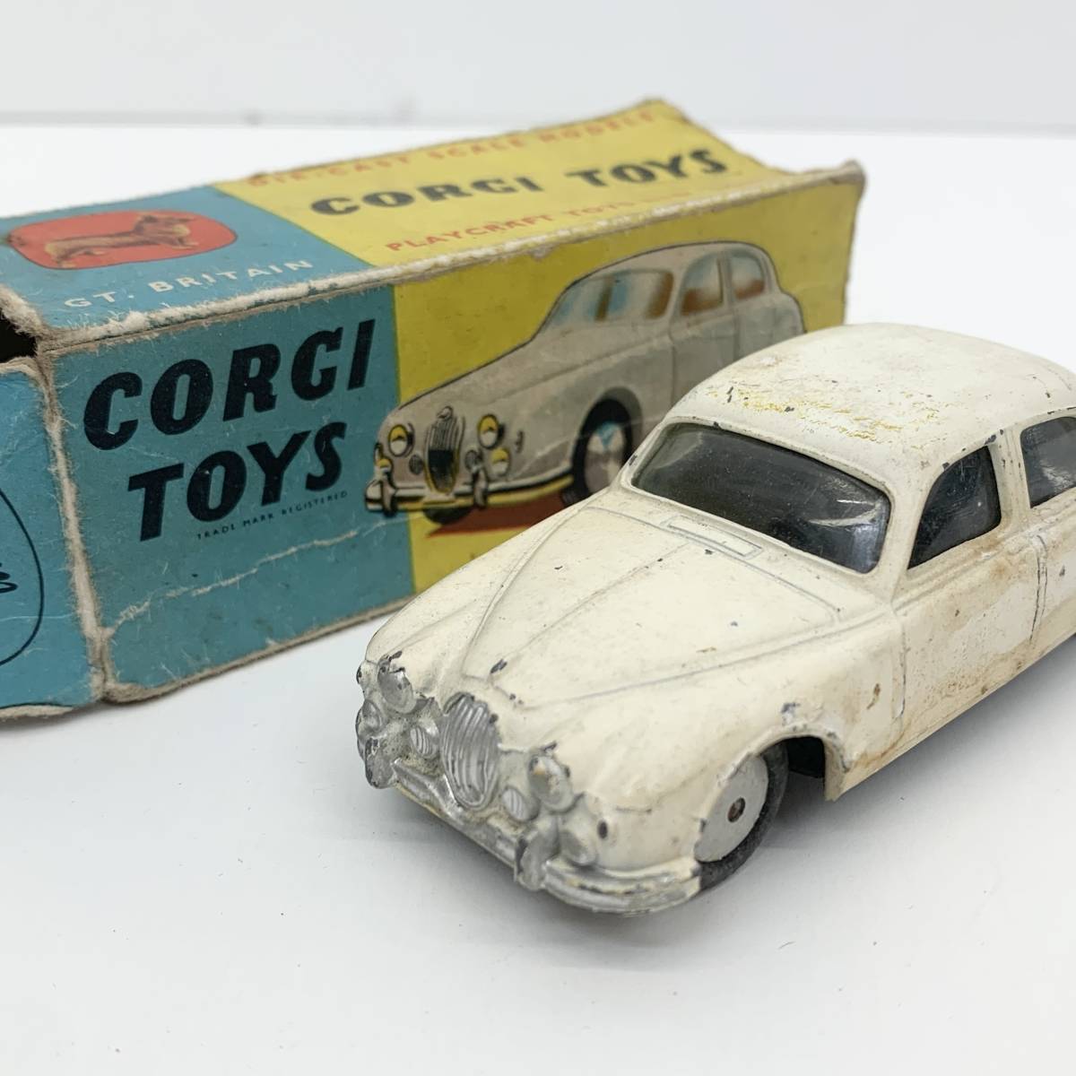 CORGI コーギー ミニカー JAGUAR MARK × SALOON