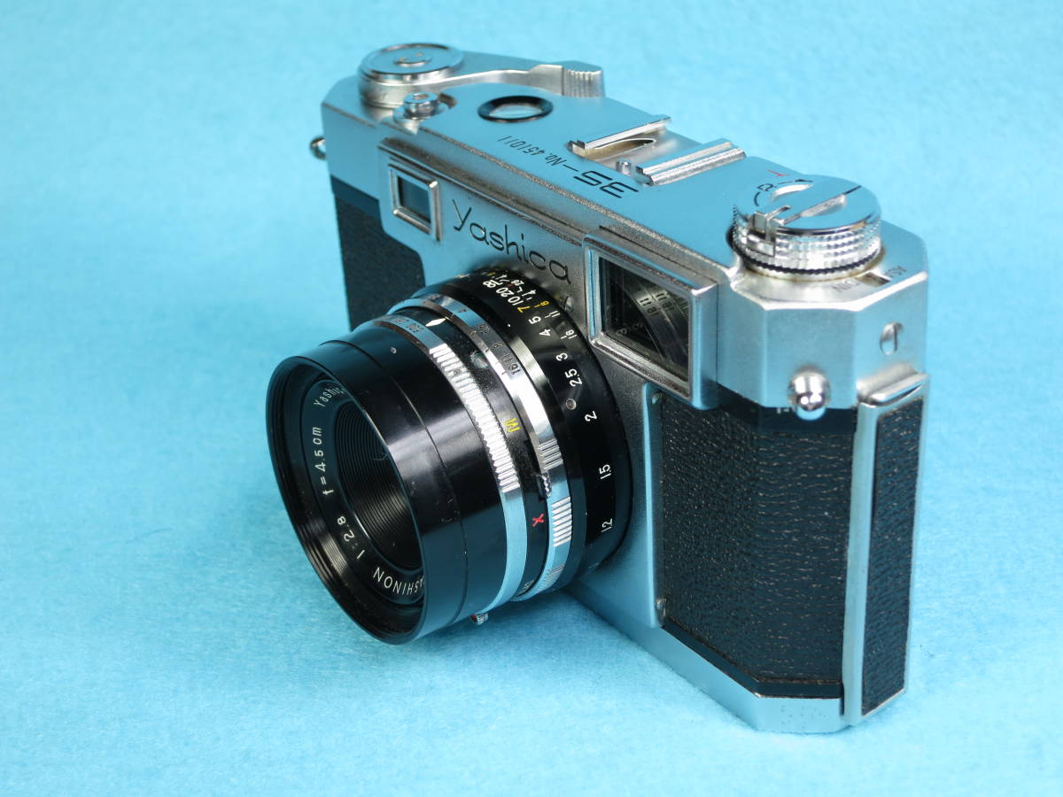 YASHICA 35 / ヤシカ35 極上品でコレクションにも最適なカメラです 